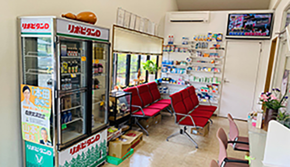 幸観堂薬局 秀天橋店　内観