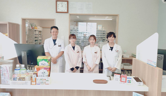 幸観堂薬局  四十瀬店　スタッフ